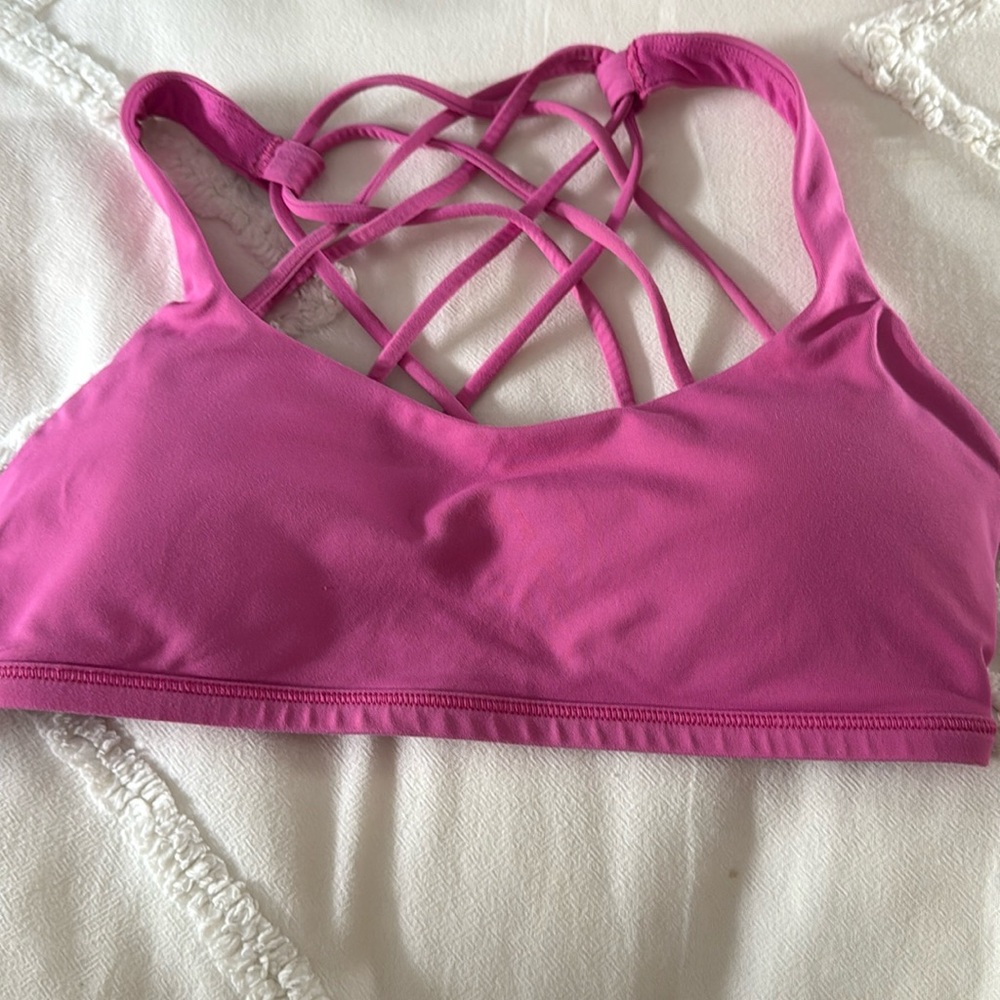 Lululemon Free to be wild bra